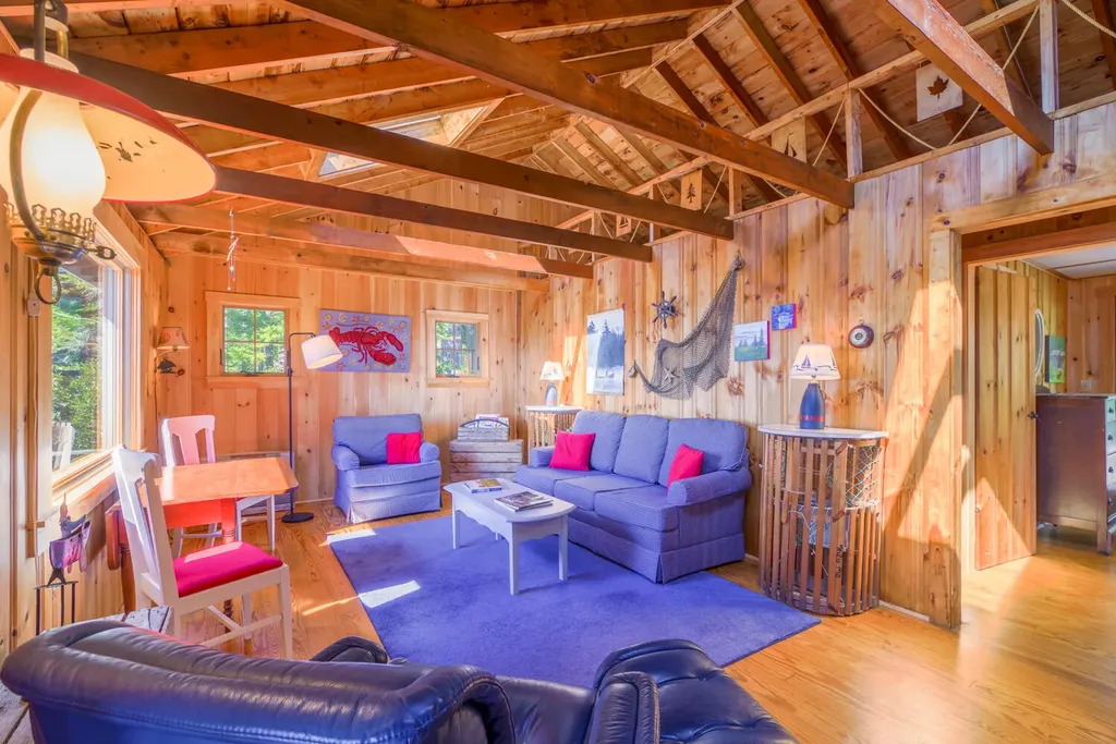 423 Martin Point Road Friendship ME 04547