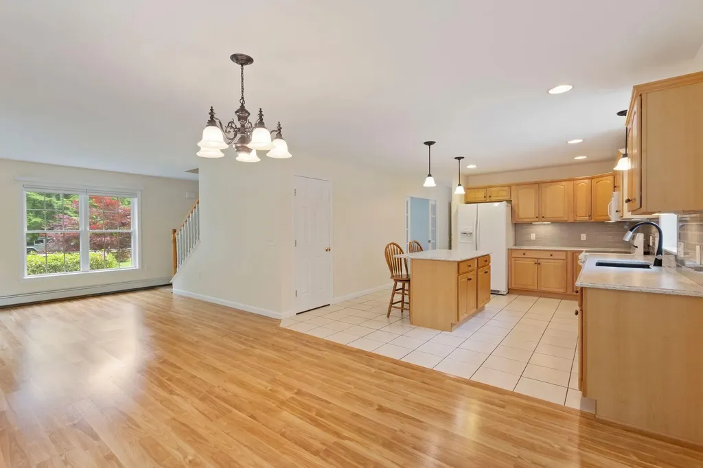 18 Briarwood Drive New Gloucester ME 04260