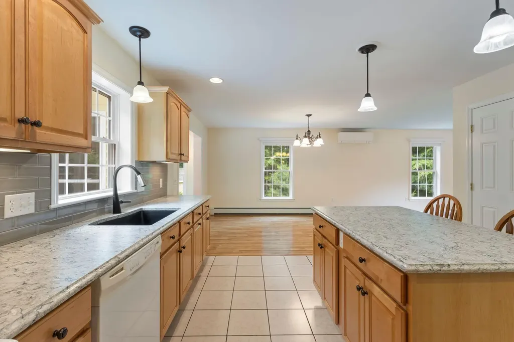 18 Briarwood Drive New Gloucester ME 04260