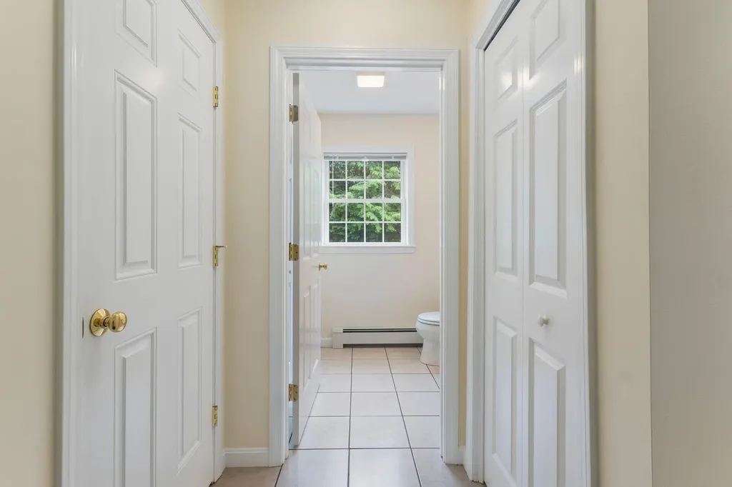 18 Briarwood Drive New Gloucester ME 04260