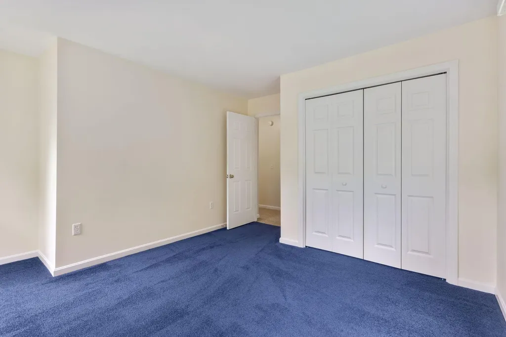 18 Briarwood Drive New Gloucester ME 04260