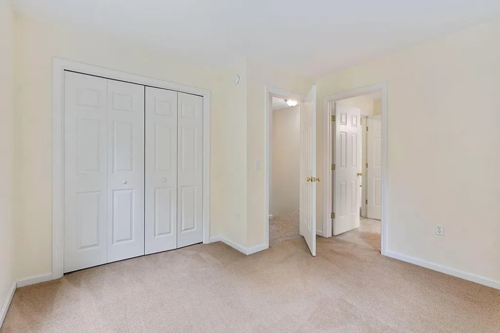 18 Briarwood Drive New Gloucester ME 04260