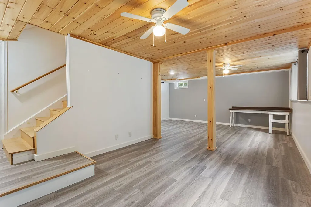 18 Briarwood Drive New Gloucester ME 04260