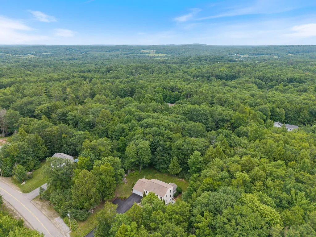 18 Briarwood Drive New Gloucester ME 04260