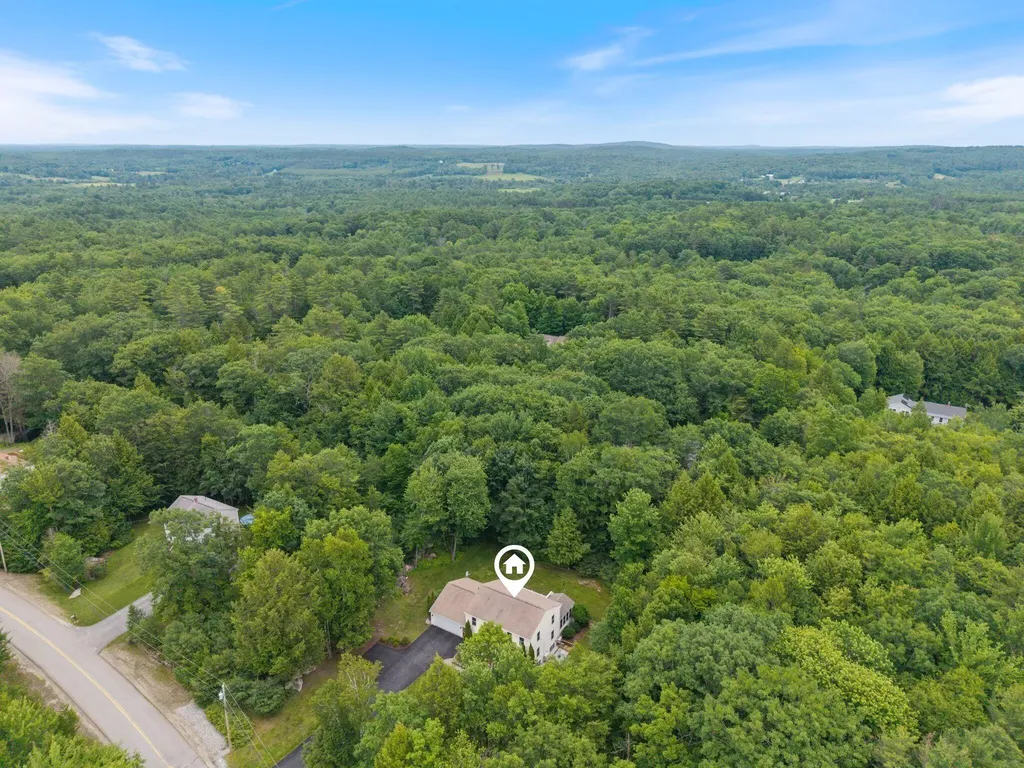 18 Briarwood Drive New Gloucester ME 04260