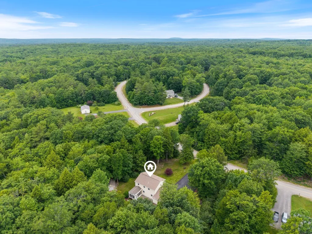 18 Briarwood Drive New Gloucester ME 04260