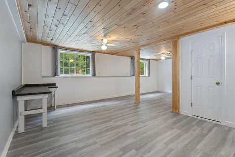 18 Briarwood Drive New Gloucester ME 04260