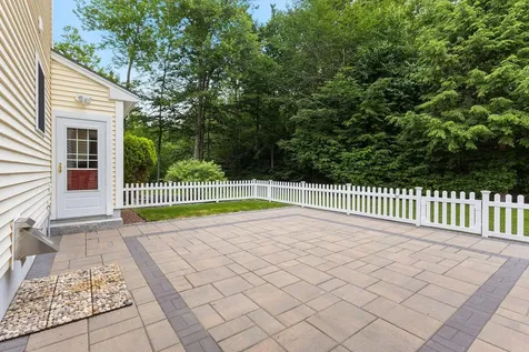 18 Briarwood Drive New Gloucester ME 04260
