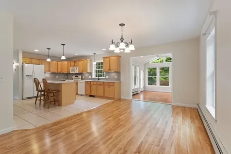 18 Briarwood Drive New Gloucester ME 04260