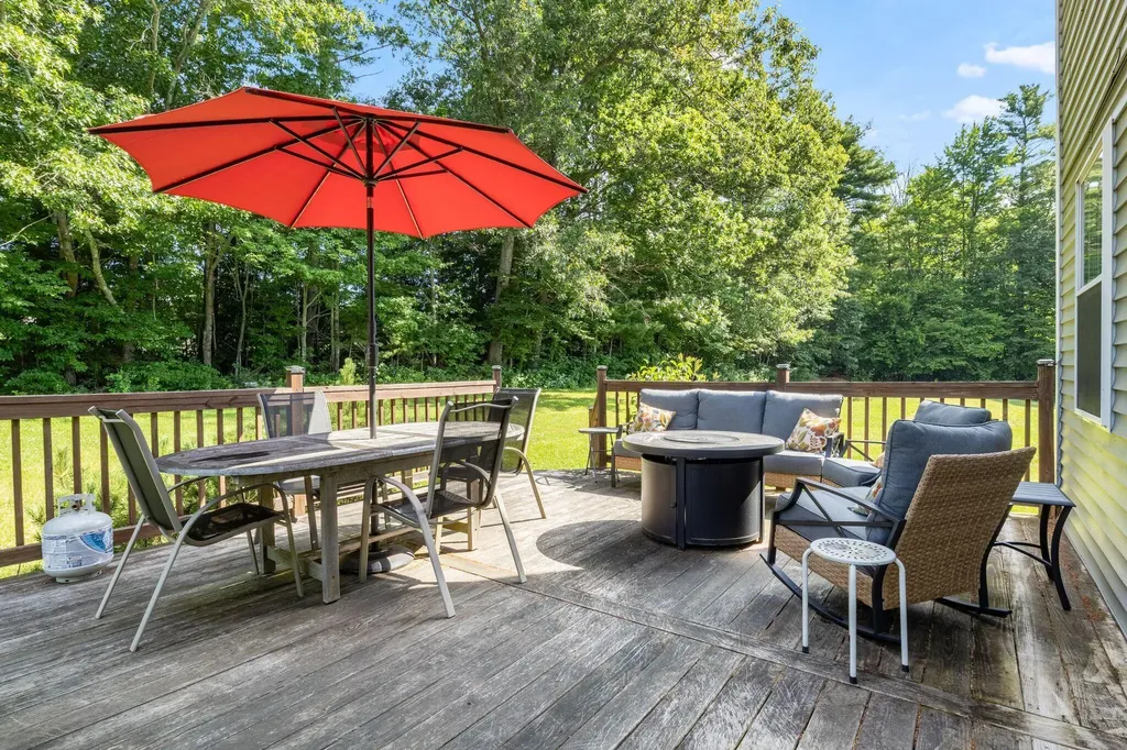 20 Equestrian Lane Gorham ME 04038