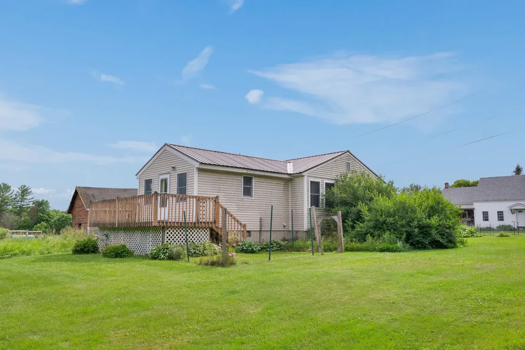 343 Luce Road Readfield ME 04355