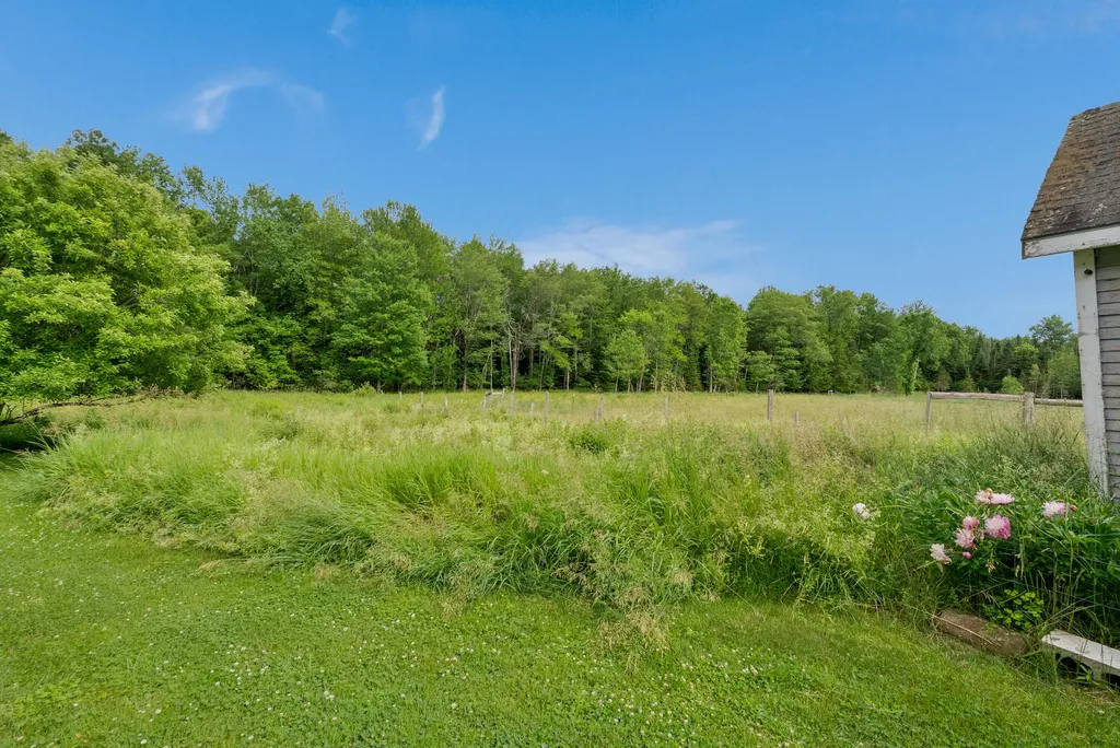 343 Luce Road Readfield ME 04355