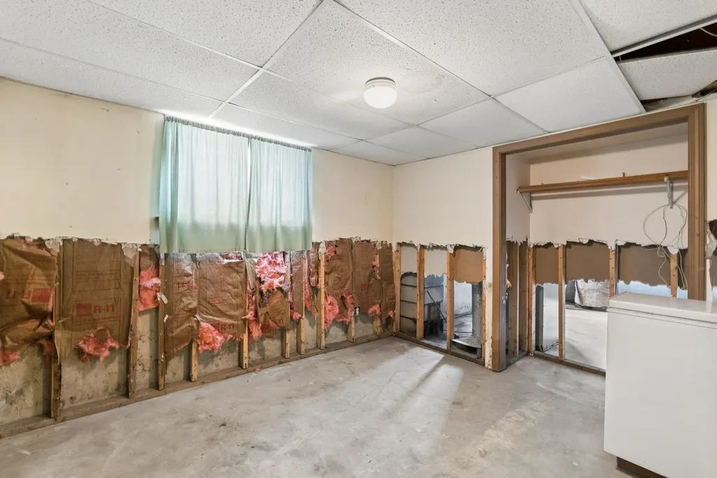 343 Luce Road Readfield ME 04355