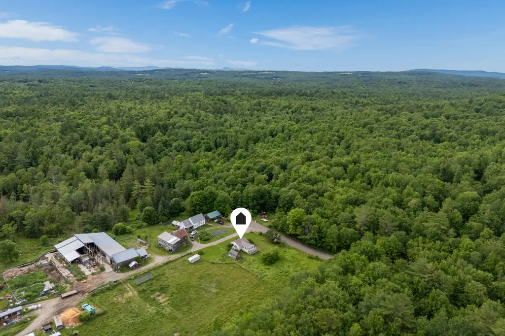 343 Luce Road Readfield ME 04355