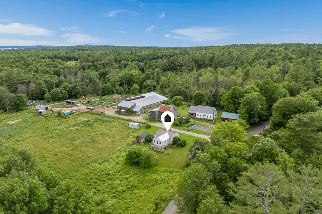 343 Luce Road Readfield ME 04355