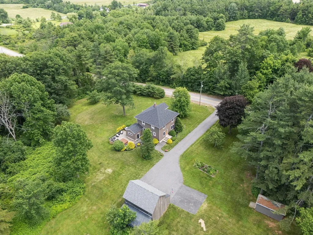 23 Queen Street Gorham ME 04038