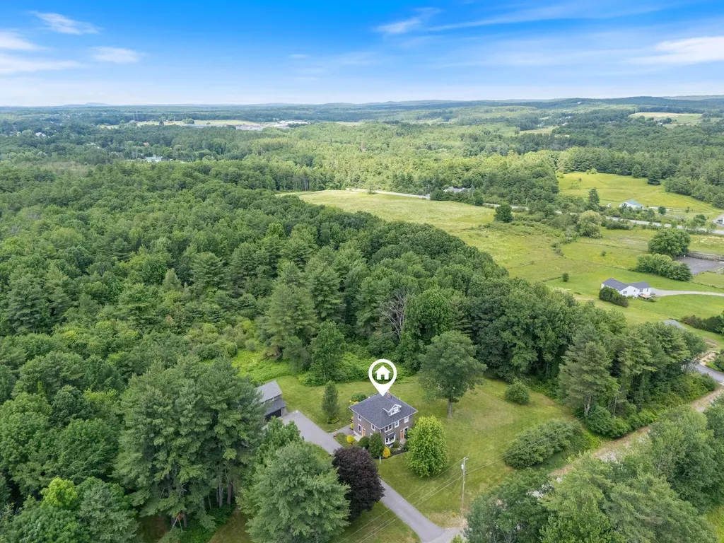 23 Queen Street Gorham ME 04038