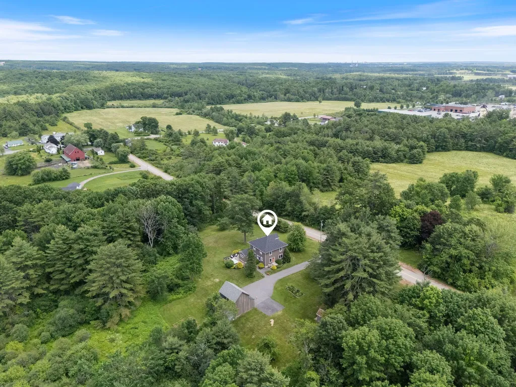 23 Queen Street Gorham ME 04038