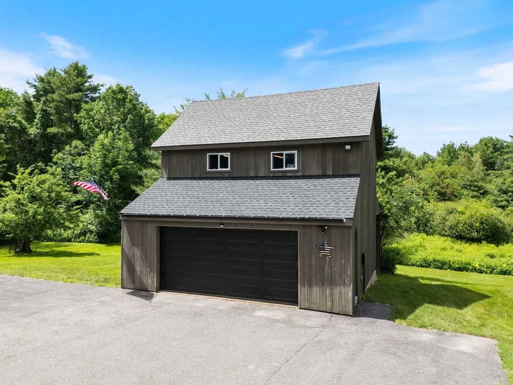 23 Queen Street Gorham ME 04038
