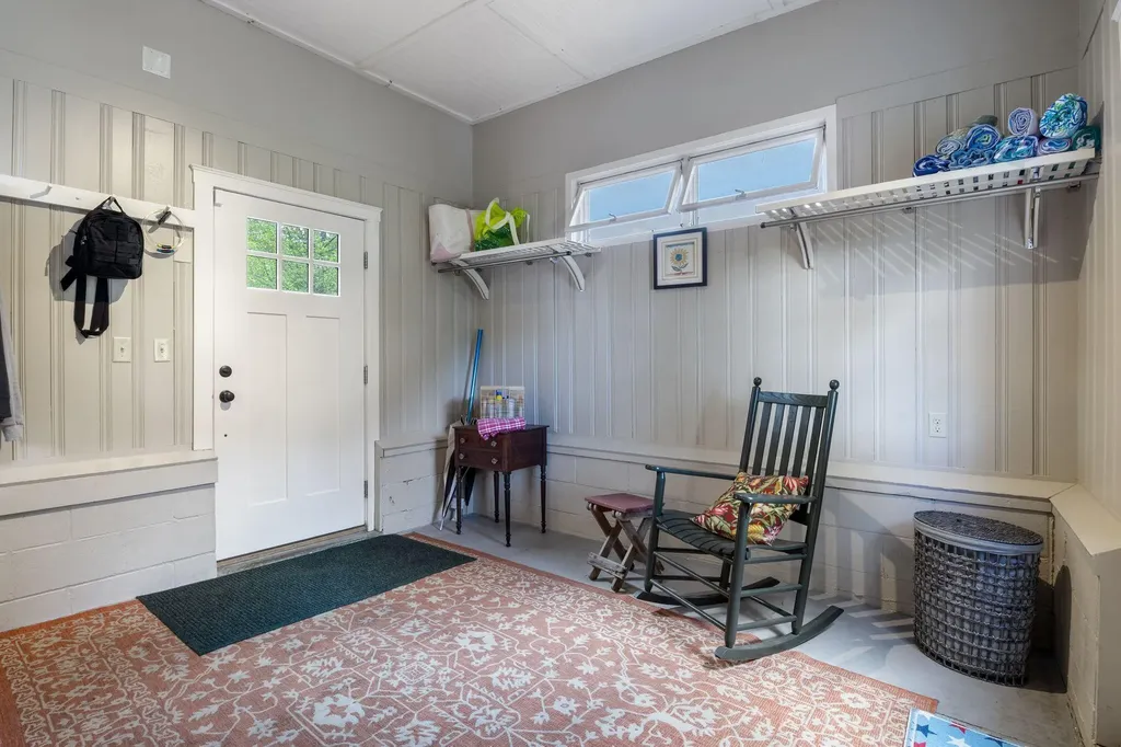 23 Queen Street Gorham ME 04038