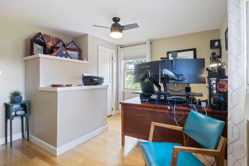 23 Queen Street Gorham ME 04038