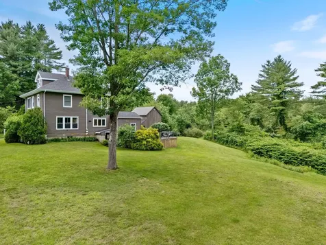 23 Queen Street Gorham ME 04038