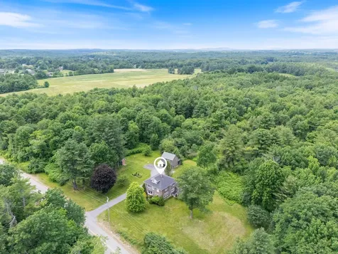 23 Queen Street Gorham ME 04038