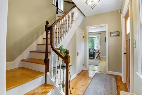 23 Queen Street Gorham ME 04038