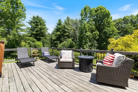 23 Queen Street Gorham ME 04038