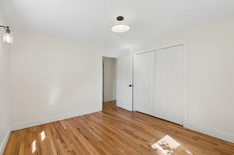 67 Fowler Road Cape Elizabeth ME 04107