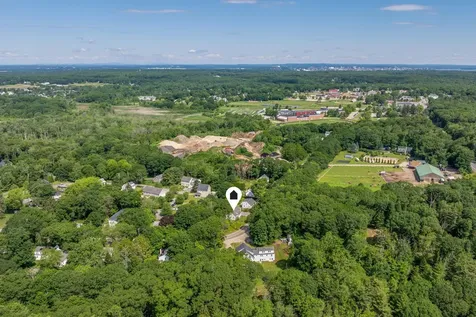 67 Fowler Road Cape Elizabeth ME 04107