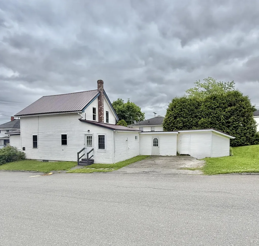 353 Saint Thomas Street Madawaska ME 04756