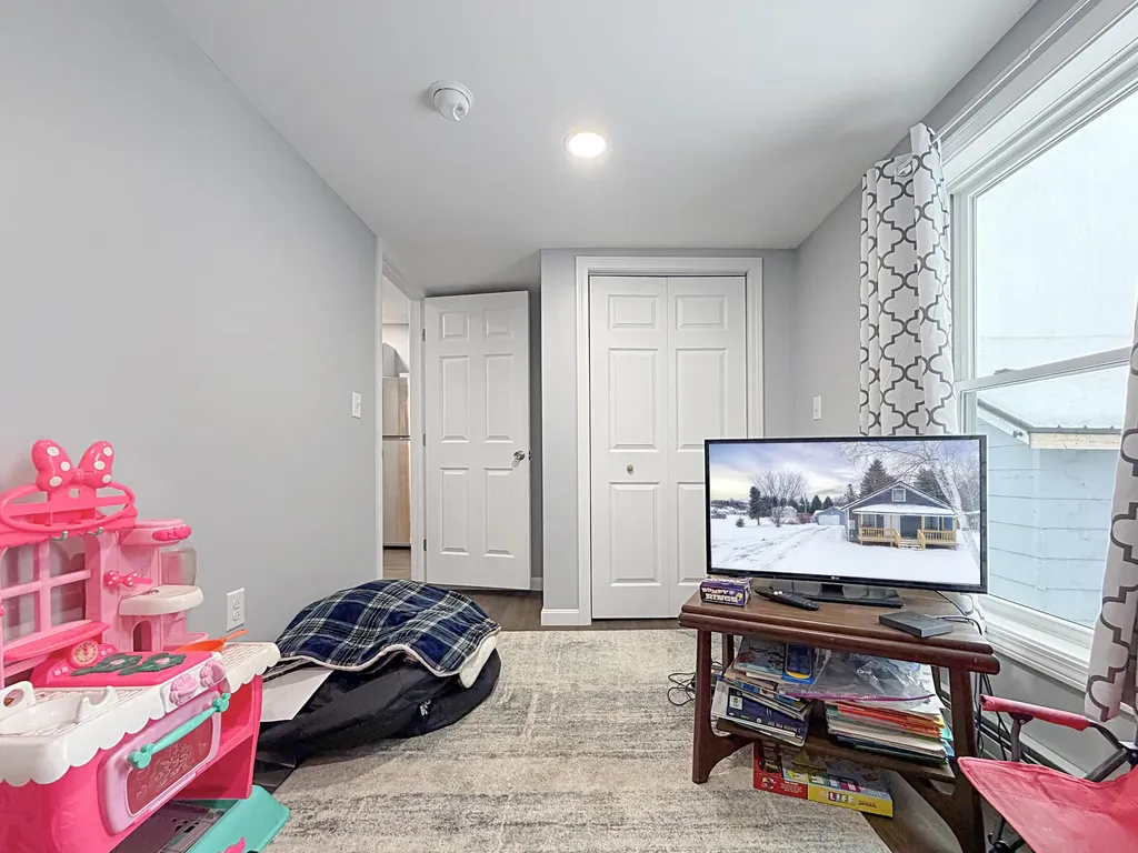 33 Vaughn Street Caribou ME 04736