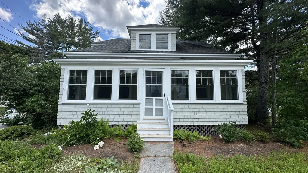 292 Main Street Southwest Harbor ME 04679