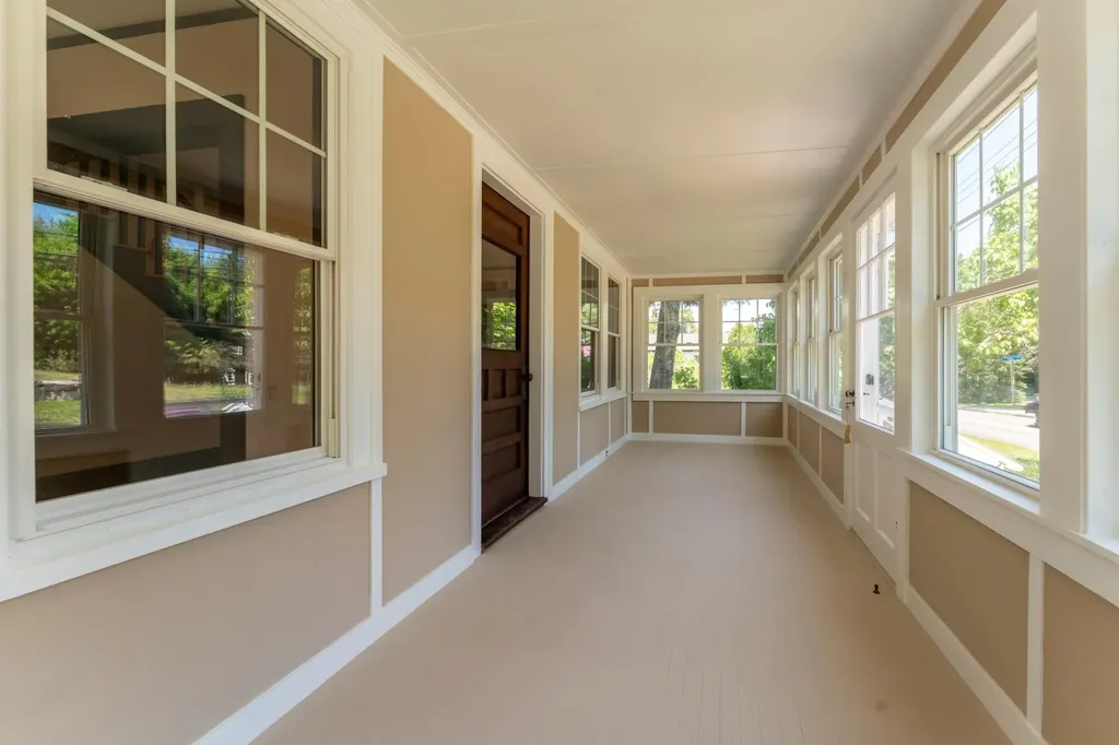 292 Main Street Southwest Harbor ME 04679