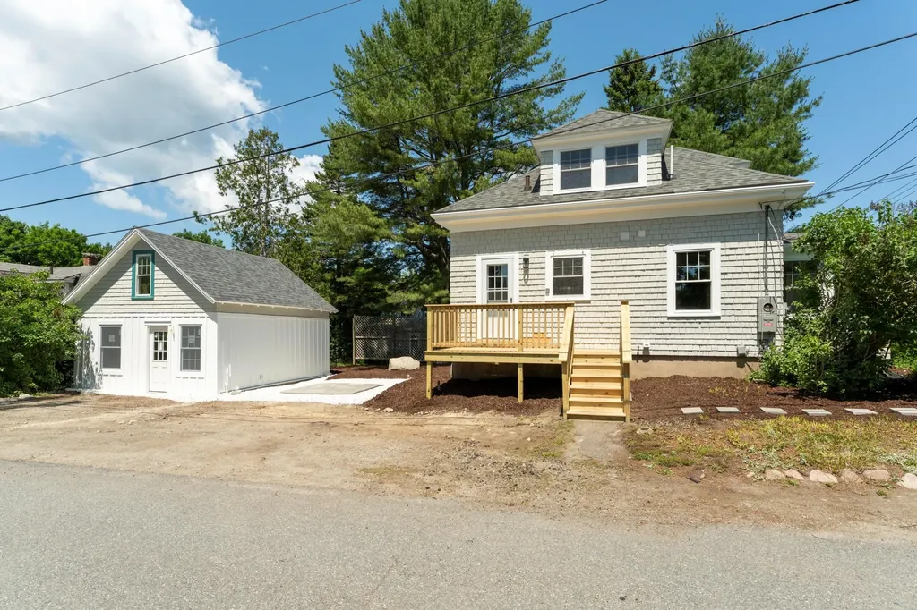 292 Main Street Southwest Harbor ME 04679