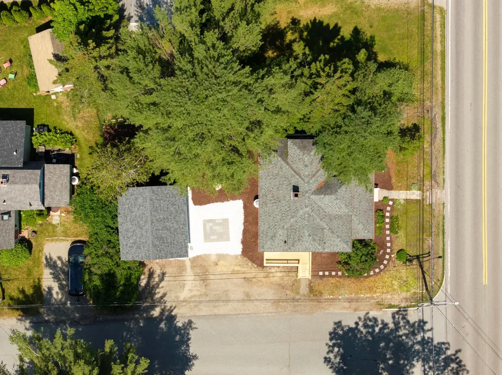 292 Main Street Southwest Harbor ME 04679