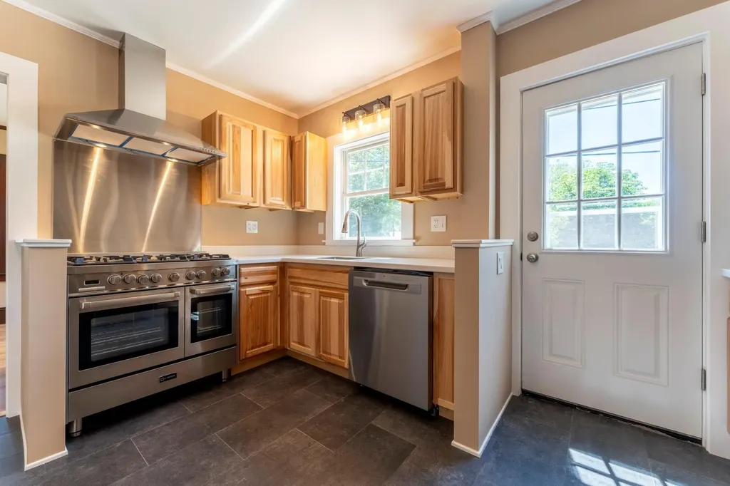 292 Main Street Southwest Harbor ME 04679