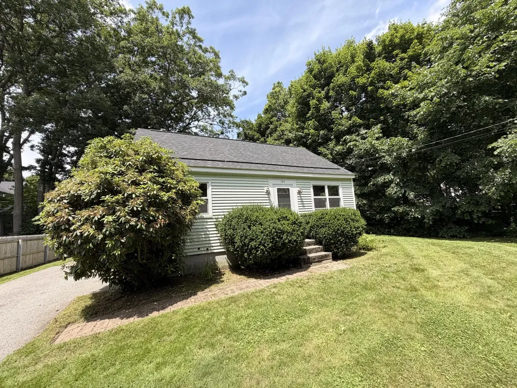 104 Bolton Street Portland ME 04102