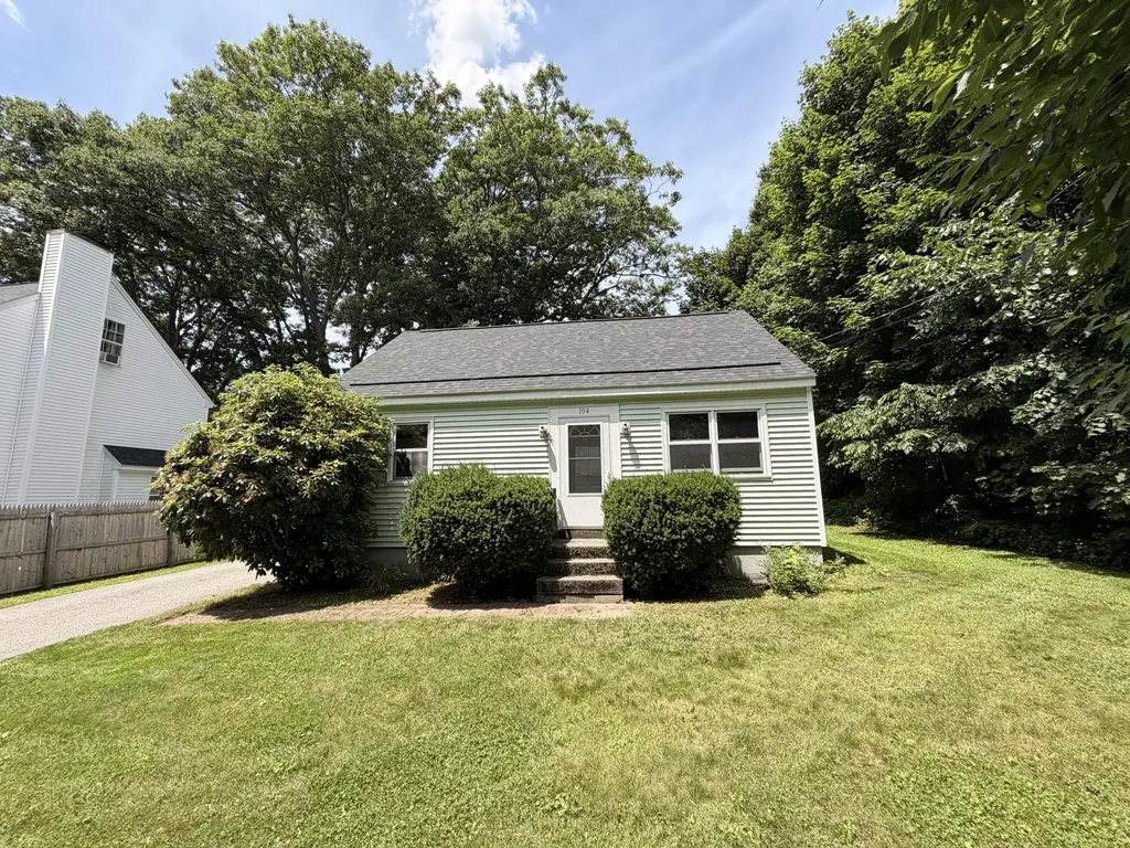 104 Bolton Street Portland ME 04102