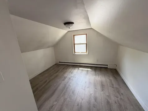 104 Bolton Street Portland ME 04102