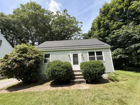 104 Bolton Street Portland ME 04102