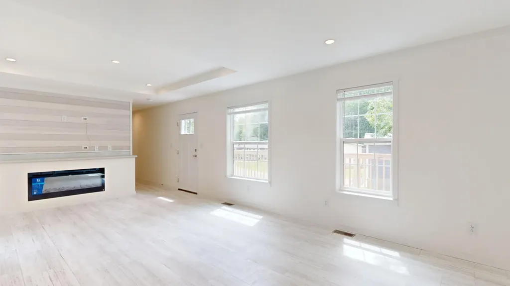 39 Imperial Drive Eliot ME 03903