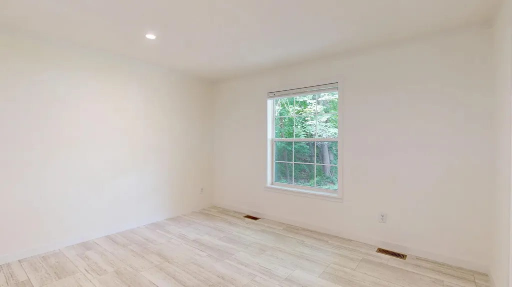 39 Imperial Drive Eliot ME 03903