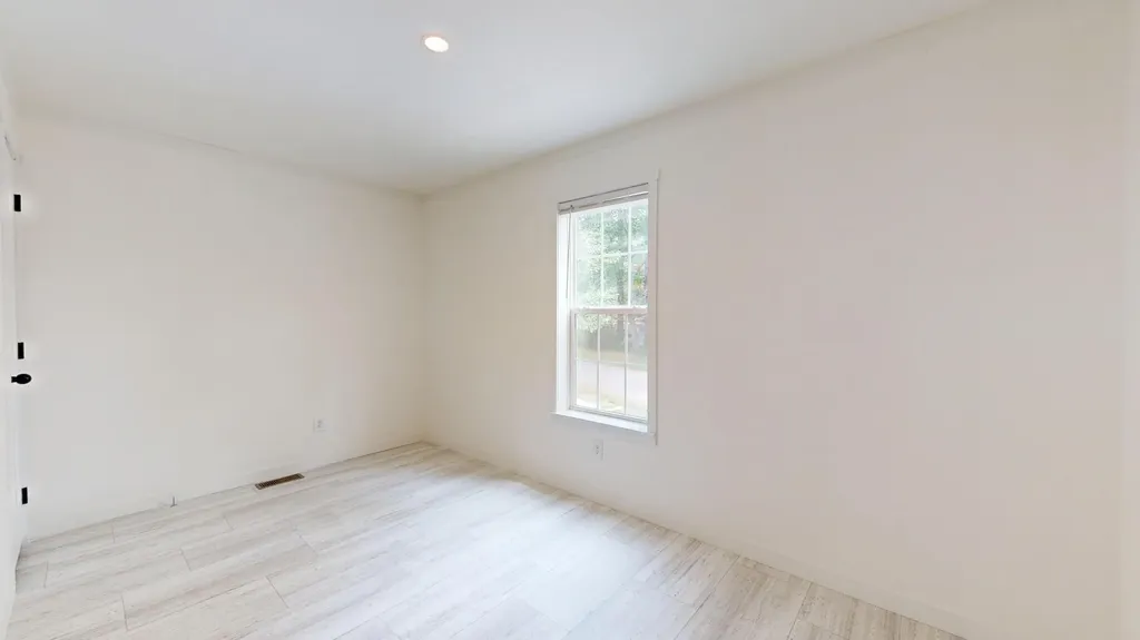 39 Imperial Drive Eliot ME 03903