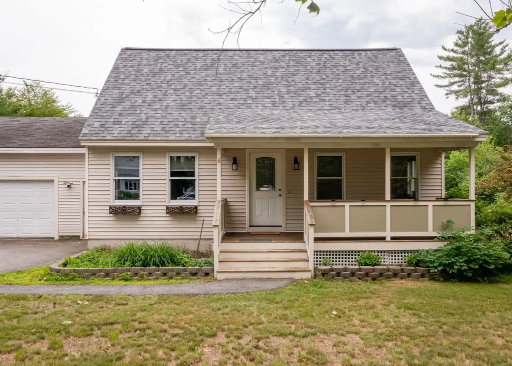 9 Pine Acres Drive Cornish ME 04020