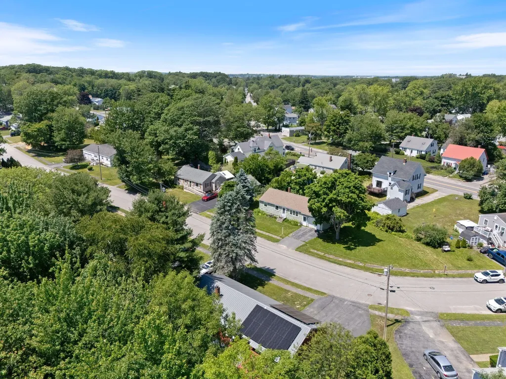 8 Kenneth Road South Portland ME 04106