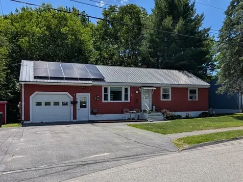 8 Kenneth Road South Portland ME 04106
