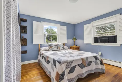 8 Kenneth Road South Portland ME 04106