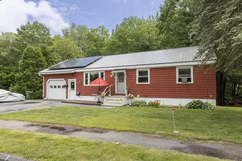 8 Kenneth Road South Portland ME 04106